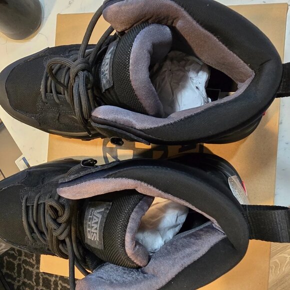 Vans MTE Crestline Waterproof Black Hiking Boots Shoes Men's Size 12 NEW - Picture 7 of 9